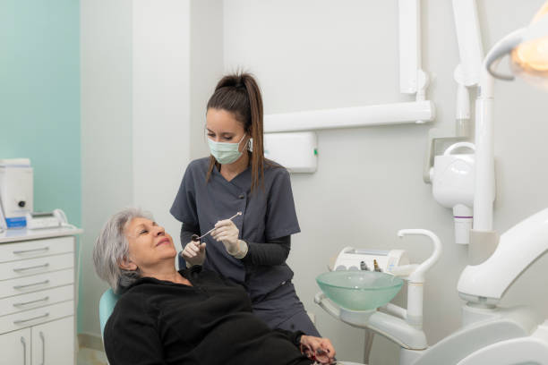 Best Emergency Dentist for Knocked-Out Tooth in Louisvle, IL