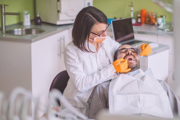 Best Broken or Cracked Tooth Emergency Dentist in Louisvle, IL